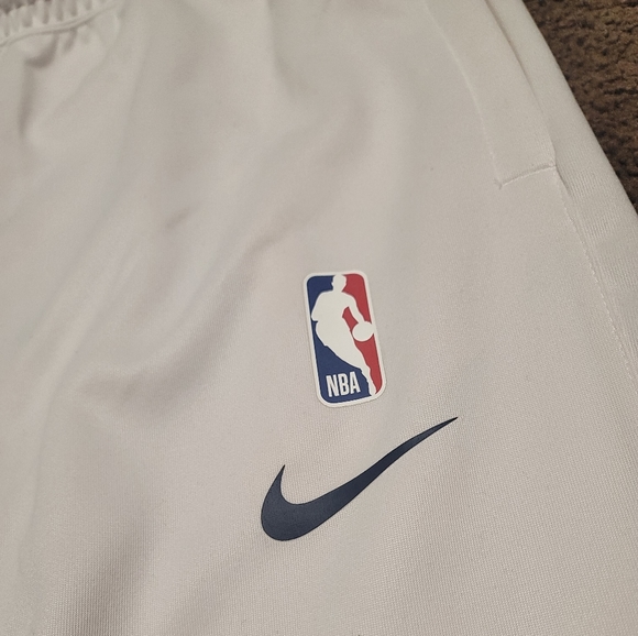 NBA Philadelphia 76ers Sixers PE Game Sweatpants Team Issue Nike RARE Mens Sizes - Picture 3 of 6